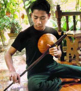 THE KSIE DEIV: A stringed musical instrument.